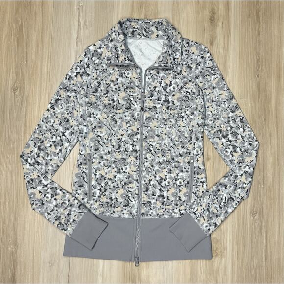 Lululemon sz 4 Nice Asana Jacket Not So Petite Fleur Silver Spoon Luon - Picture 6 of 16